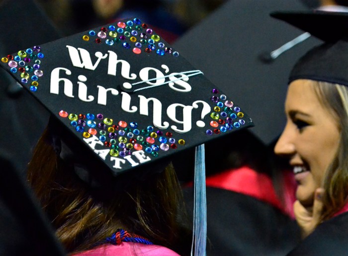 Graduation cap caps grad ideas decoration college school high decorations decorated designs usf funny diy anatomy hat quotes grey nursing